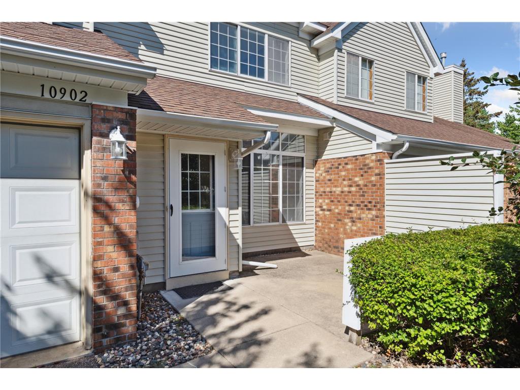 10902 Oregon Avenue S Bloomington MN 55438 6432724 image1