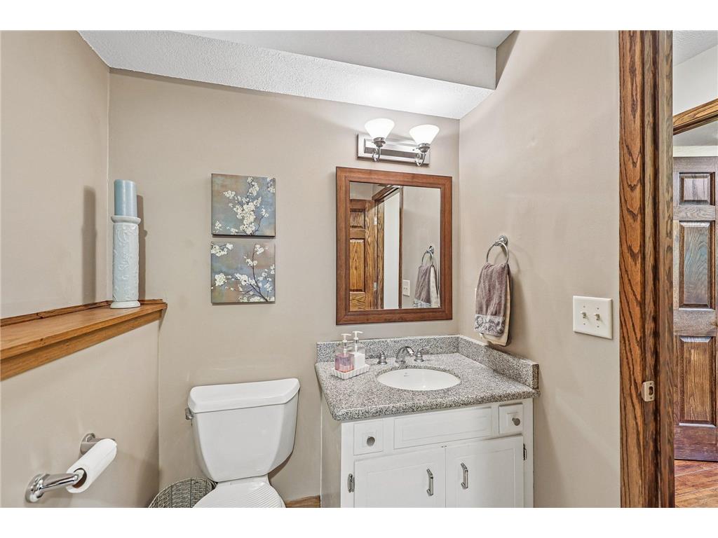 10905 34th Avenue N Plymouth MN 55441 - Medicine Lake 7064608 image47