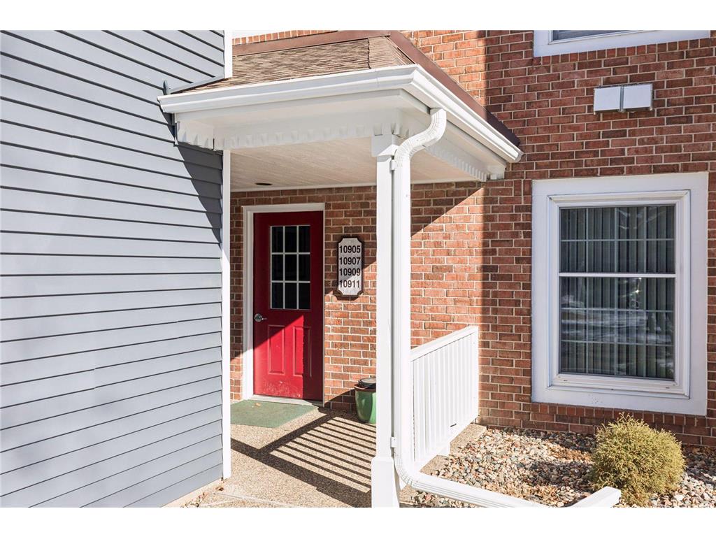 10905 S Rhode Island Avenue S Bloomington MN 55438 7018847 image3