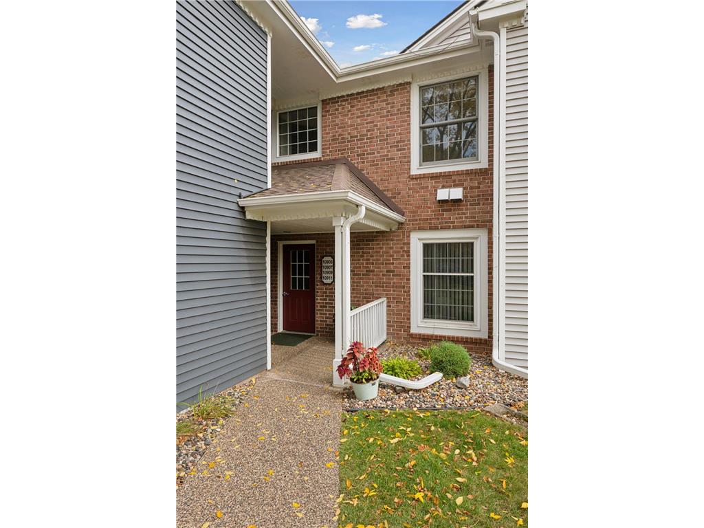10907 Rhode Island Avenue S Bloomington MN 55438 6807565 image1