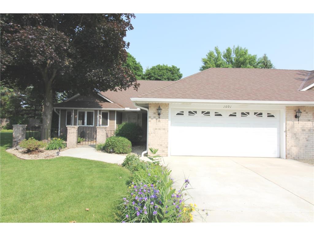 1091 Serene Court Shoreview MN 55126 MLS: 6351819 Edina Realty