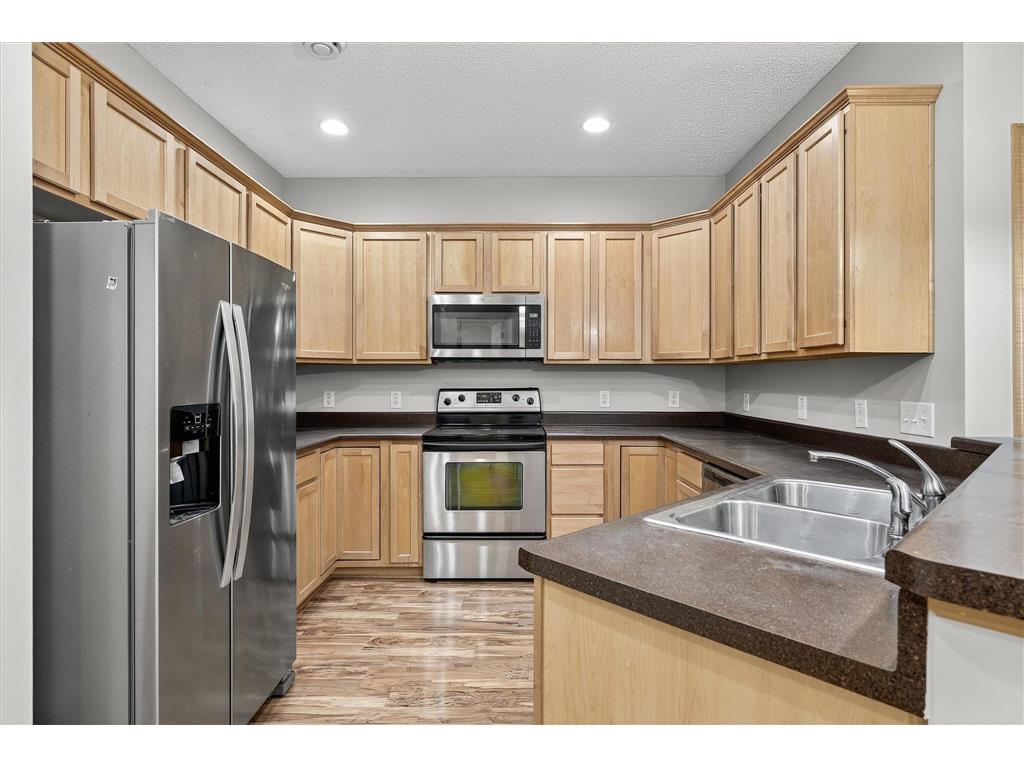 10911 Goodhue Street NE #D Blaine MN 55449 7023188 image13