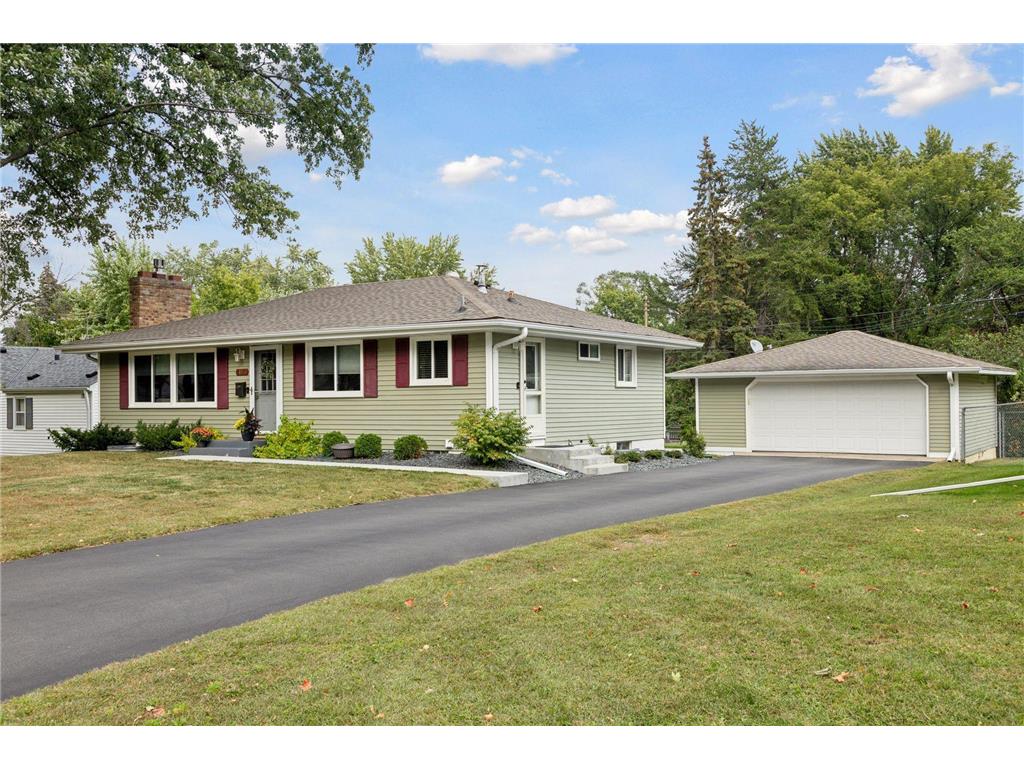 10915 Little Avenue S Bloomington MN 55437 6599971 image1