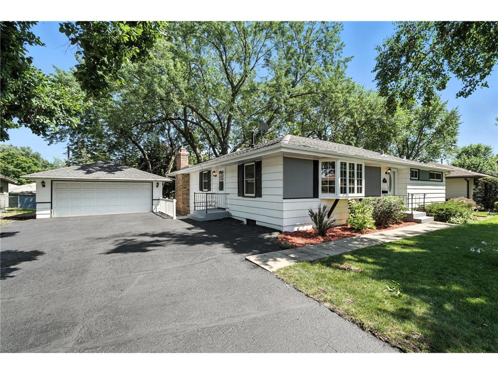 10917 Abbott Avenue S Bloomington MN 55431 6776340 image1