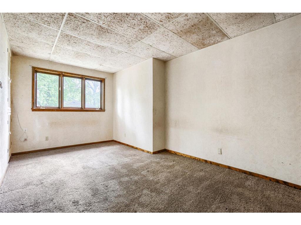 1092 25th Avenue SE Minneapolis MN 55414 7095834 image16