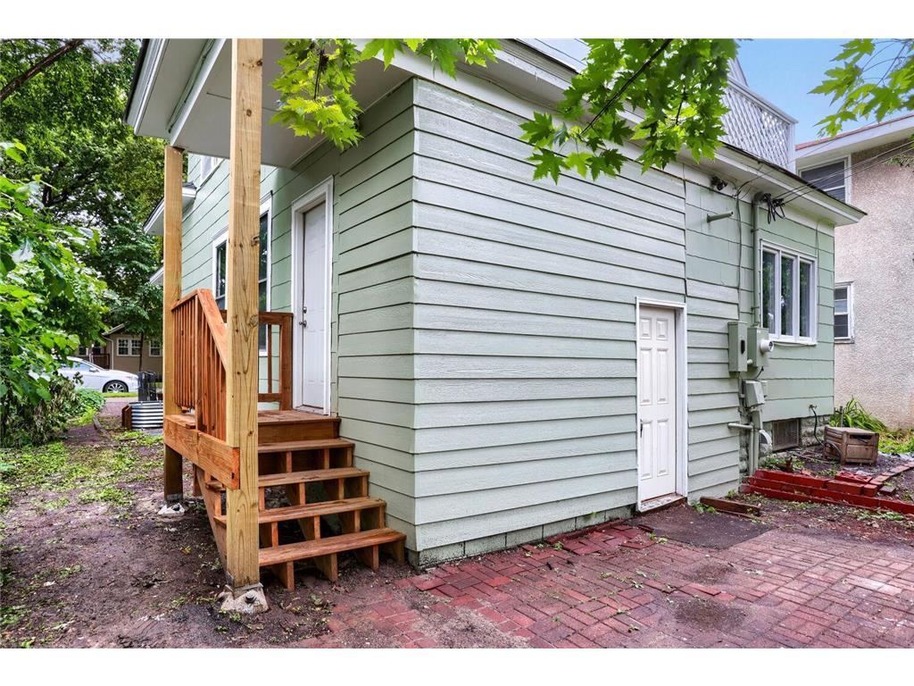 1092 25th Avenue SE Minneapolis MN 55414 7095834 image25
