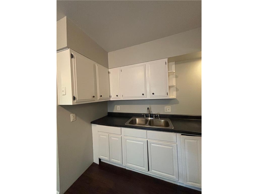 1092 Edgerton Street Saint Paul MN 55130 7028095 image10