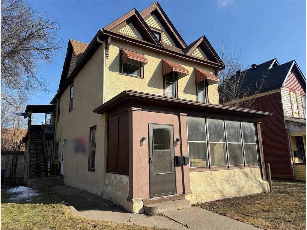 1092 Edgerton Street Saint Paul MN 55130 7028095 image2