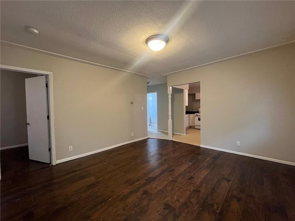 1092 Edgerton Street Saint Paul MN 55130 7028095 image4