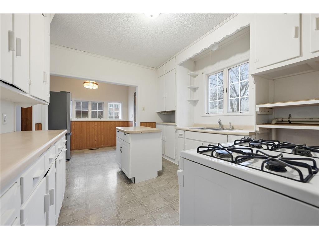 1092 Sims Avenue Saint Paul MN 55106 7022283 image10