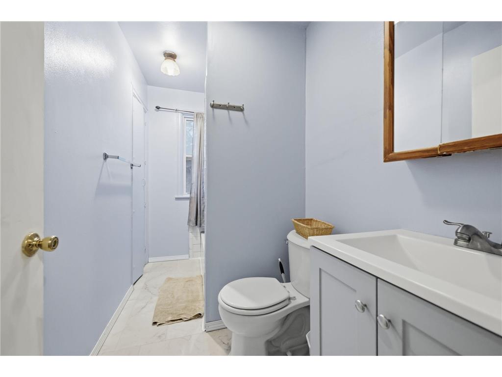 1092 Sims Avenue Saint Paul MN 55106 7022283 image15