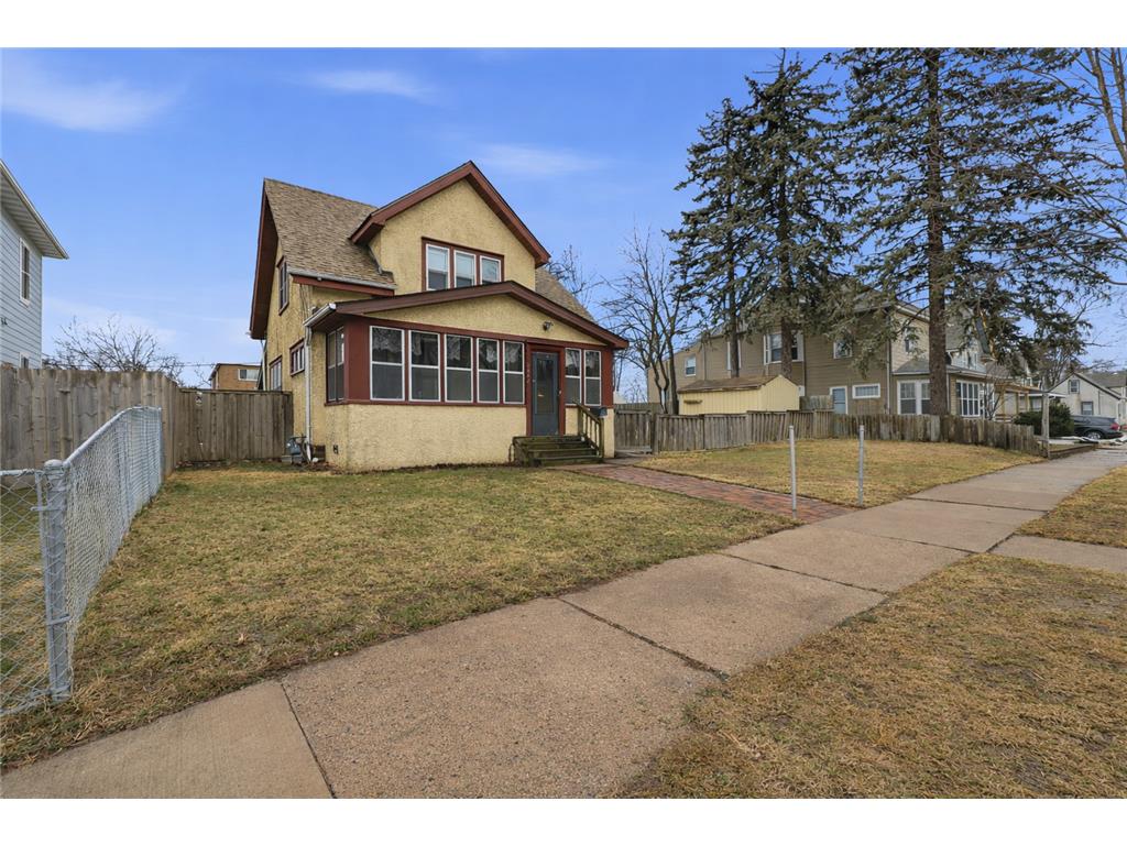 1092 Sims Avenue Saint Paul MN 55106 7022283 image2