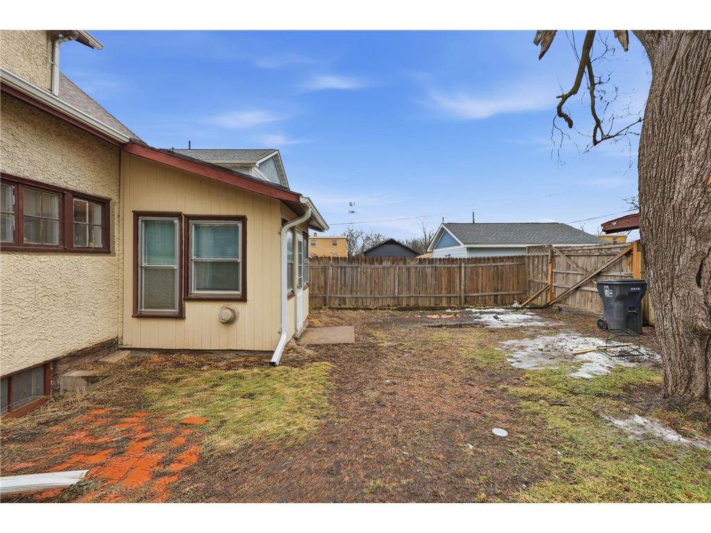 1092 Sims Avenue Saint Paul MN 55106 7022283 image21