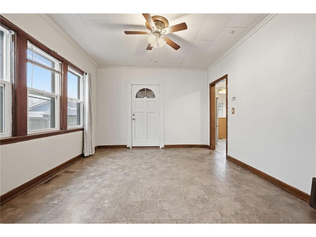 1092 Sims Avenue Saint Paul MN 55106 7022283 image3