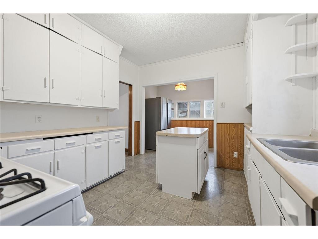 1092 Sims Avenue Saint Paul MN 55106 7022283 image7