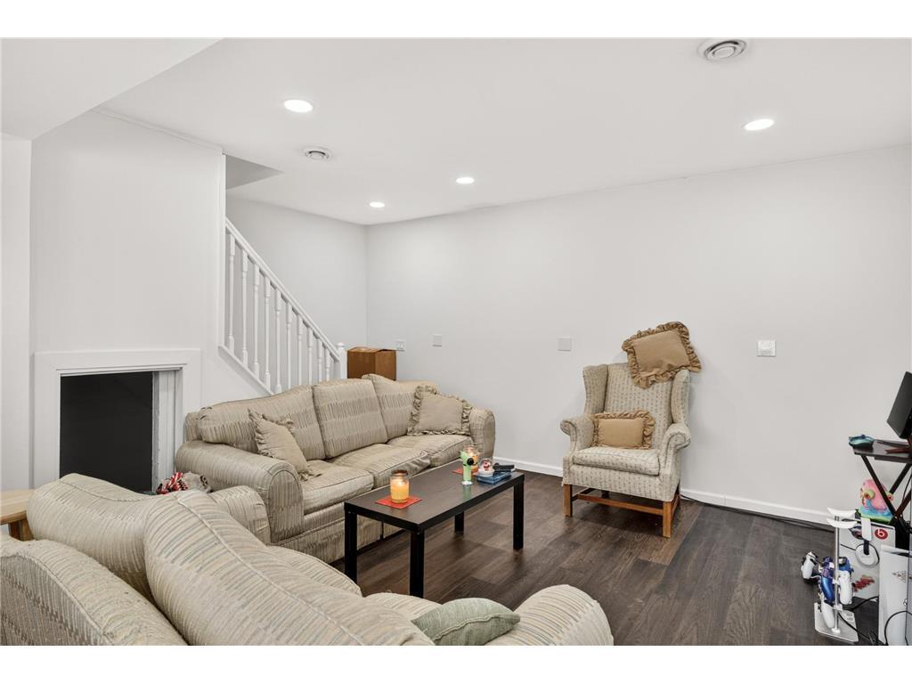 10920 Oak Knoll Terrace N Minnetonka MN 55305 7087720 image20