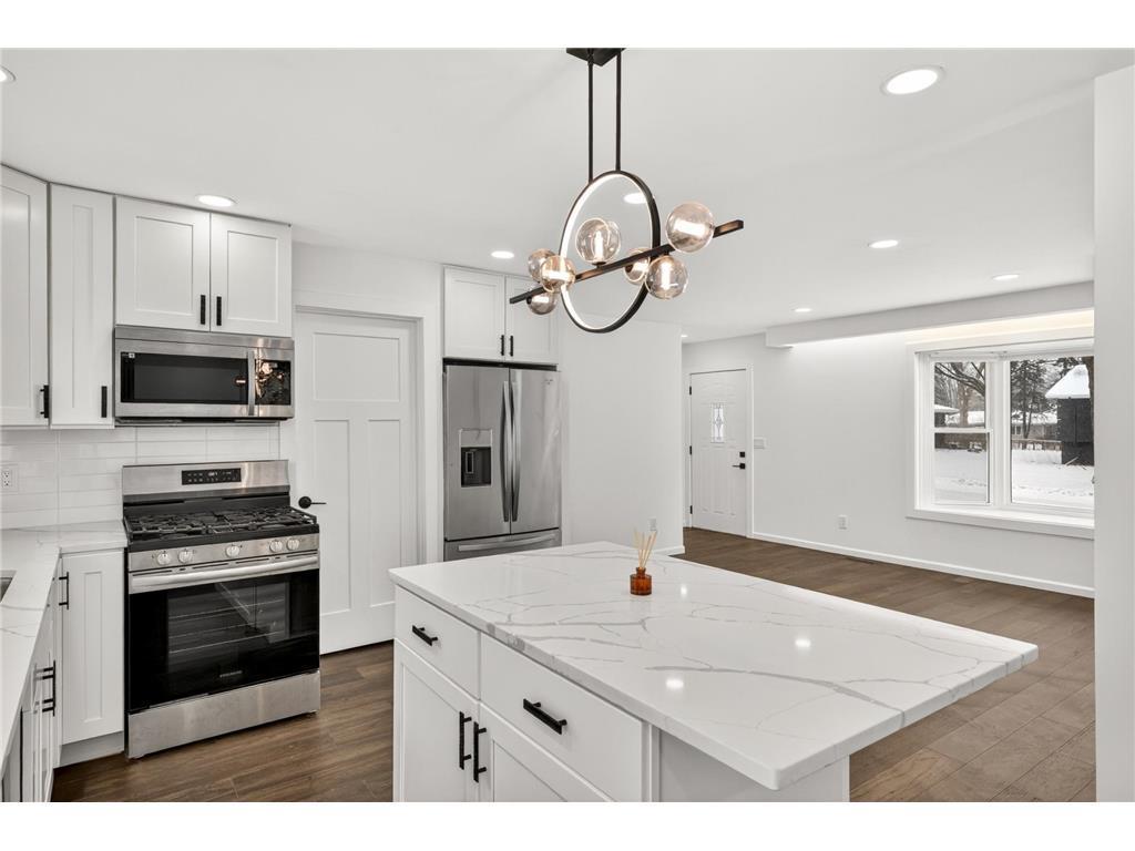 10920 Oak Knoll Terrace N Minnetonka MN 55305 7087720 image4