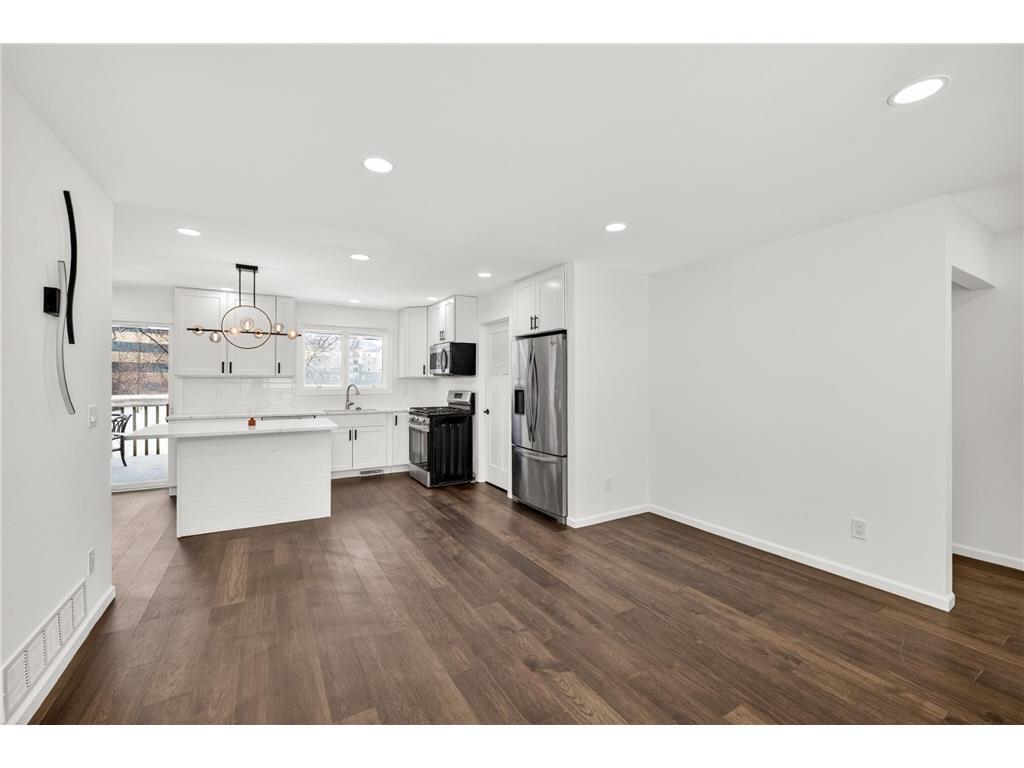10920 Oak Knoll Terrace N Minnetonka MN 55305 7087720 image5