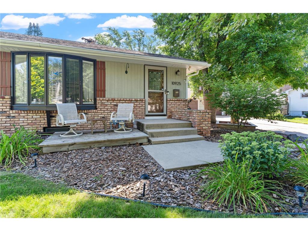 10925 Beard Avenue S Bloomington MN 55431 6511222 image1