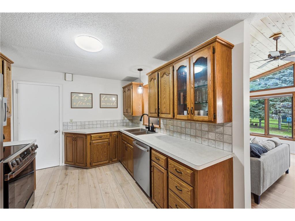 10925 Russell Avenue S Bloomington MN 55431 7105114 image11