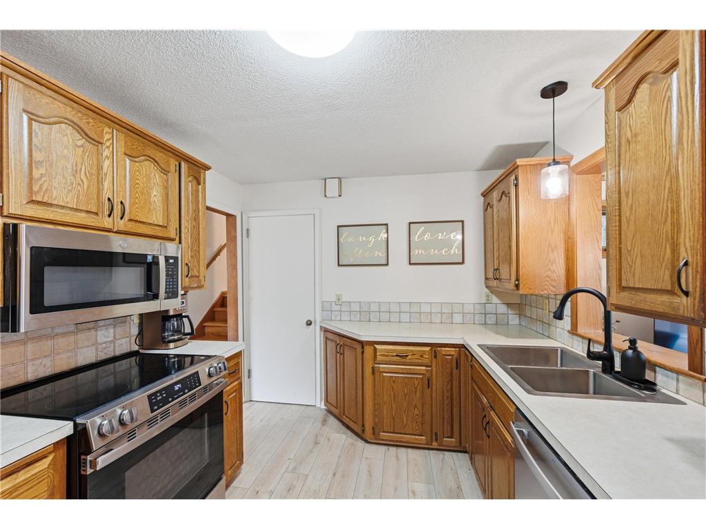 10925 Russell Avenue S Bloomington MN 55431 7105114 image12