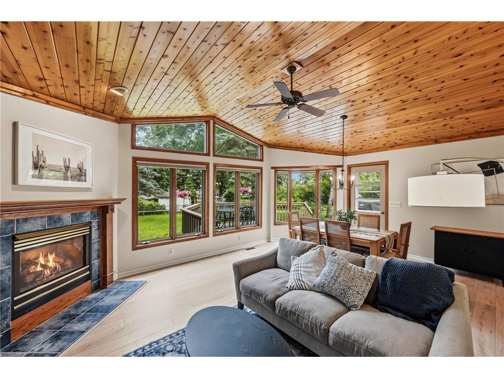 10925 Russell Avenue S Bloomington MN 55431 7105114 image18