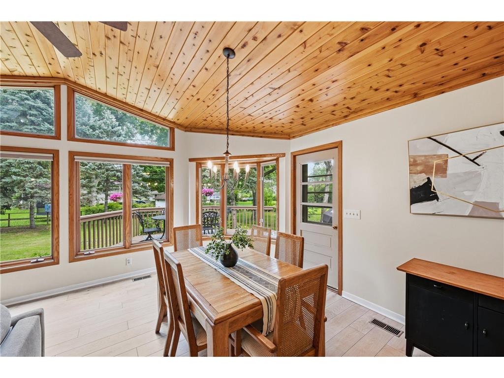 10925 Russell Avenue S Bloomington MN 55431 7105114 image23