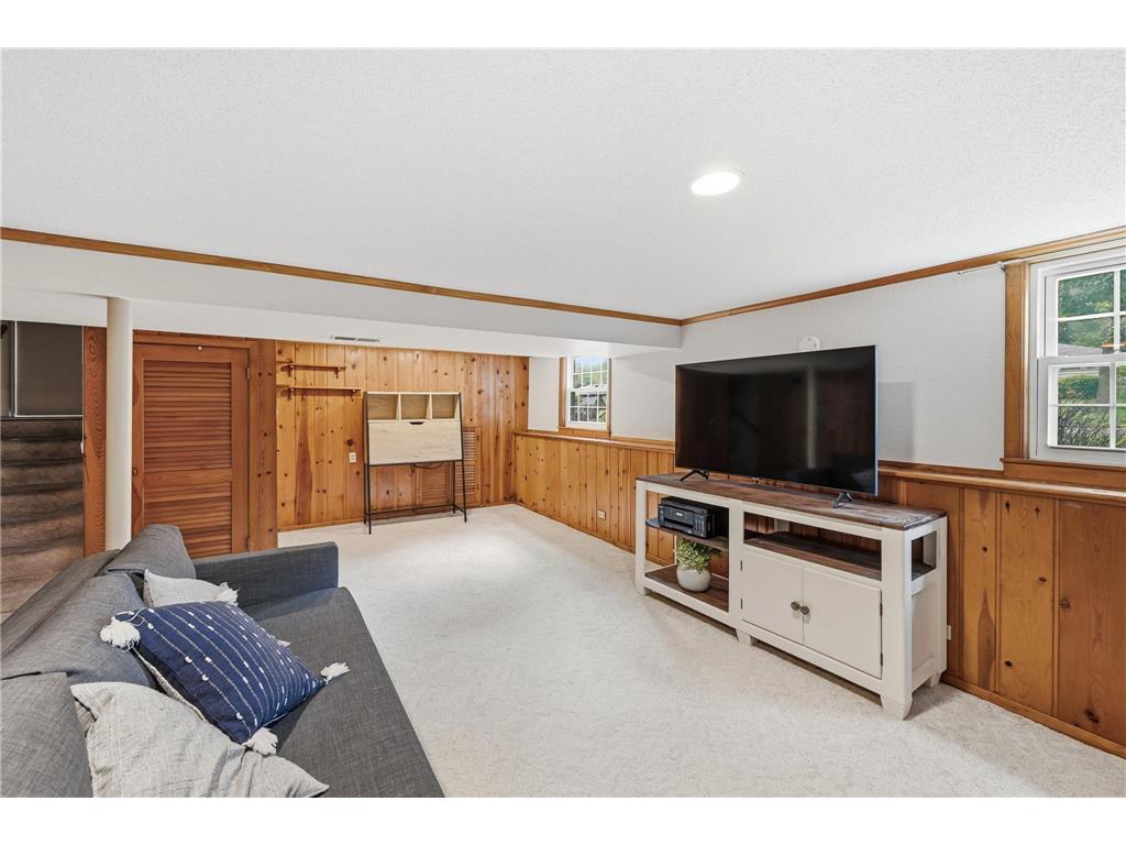 10925 Russell Avenue S Bloomington MN 55431 7105114 image31