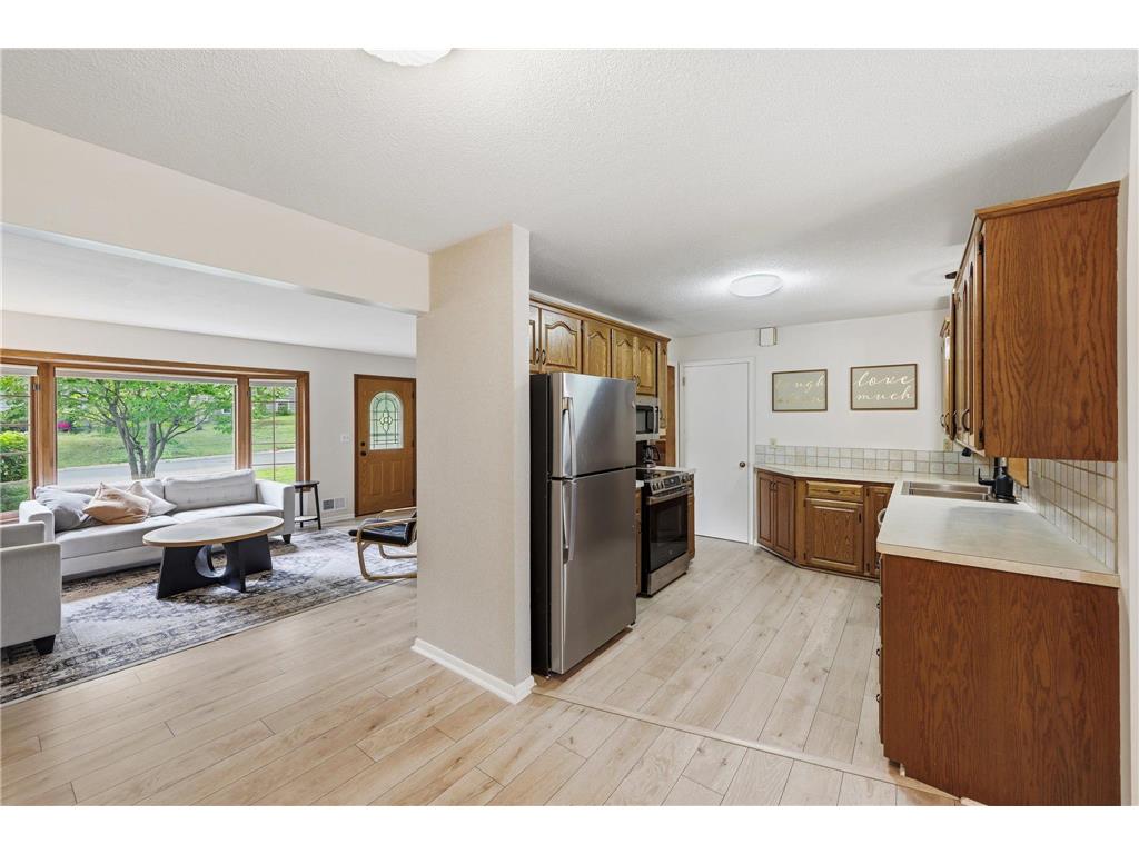 10925 Russell Avenue S Bloomington MN 55431 7105114 image9