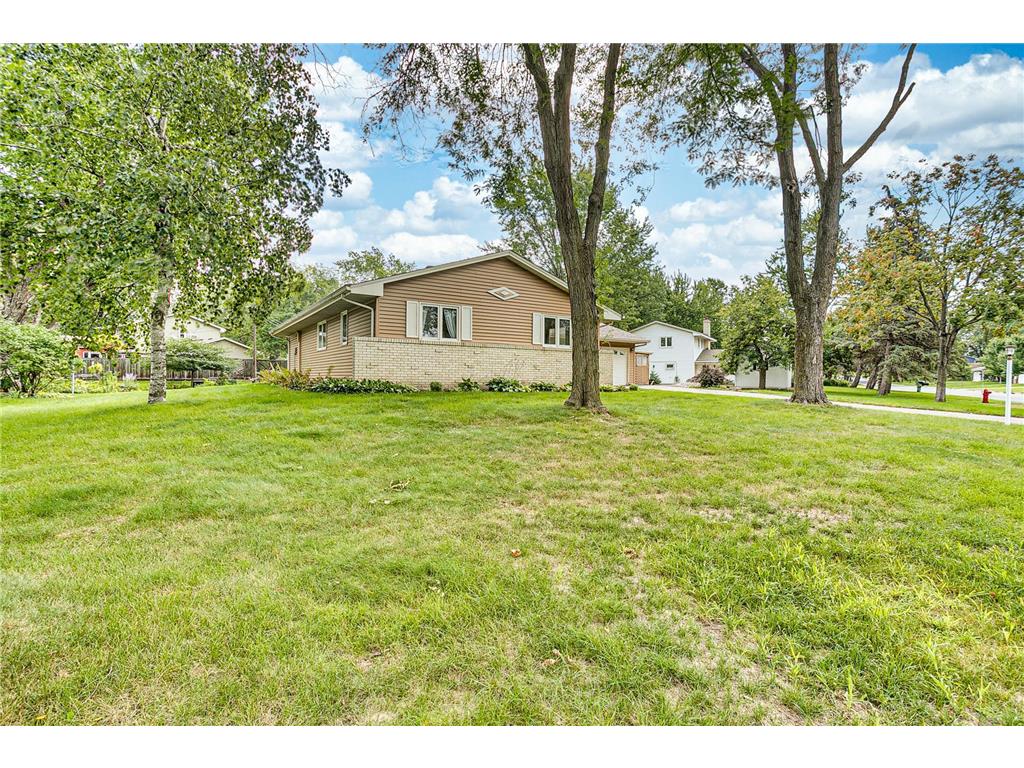 10929 27th Avenue S, Burnsville, MN, 55337 MLS 6250625 Edina Realty