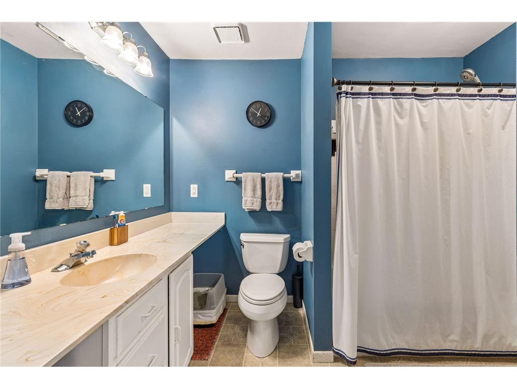 10929 Rhode Island Avenue S Bloomington MN 55438 7056025 image8