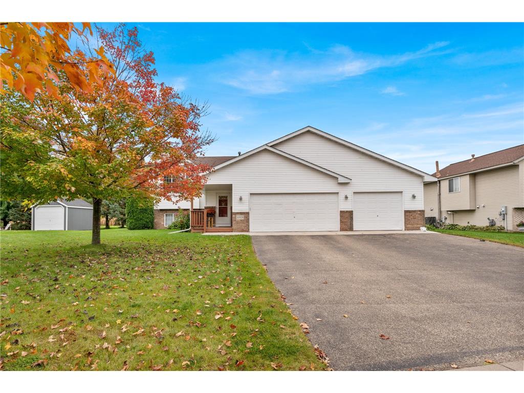 10929 Shoreline Court Chisago City MN 55013 6804758 image1