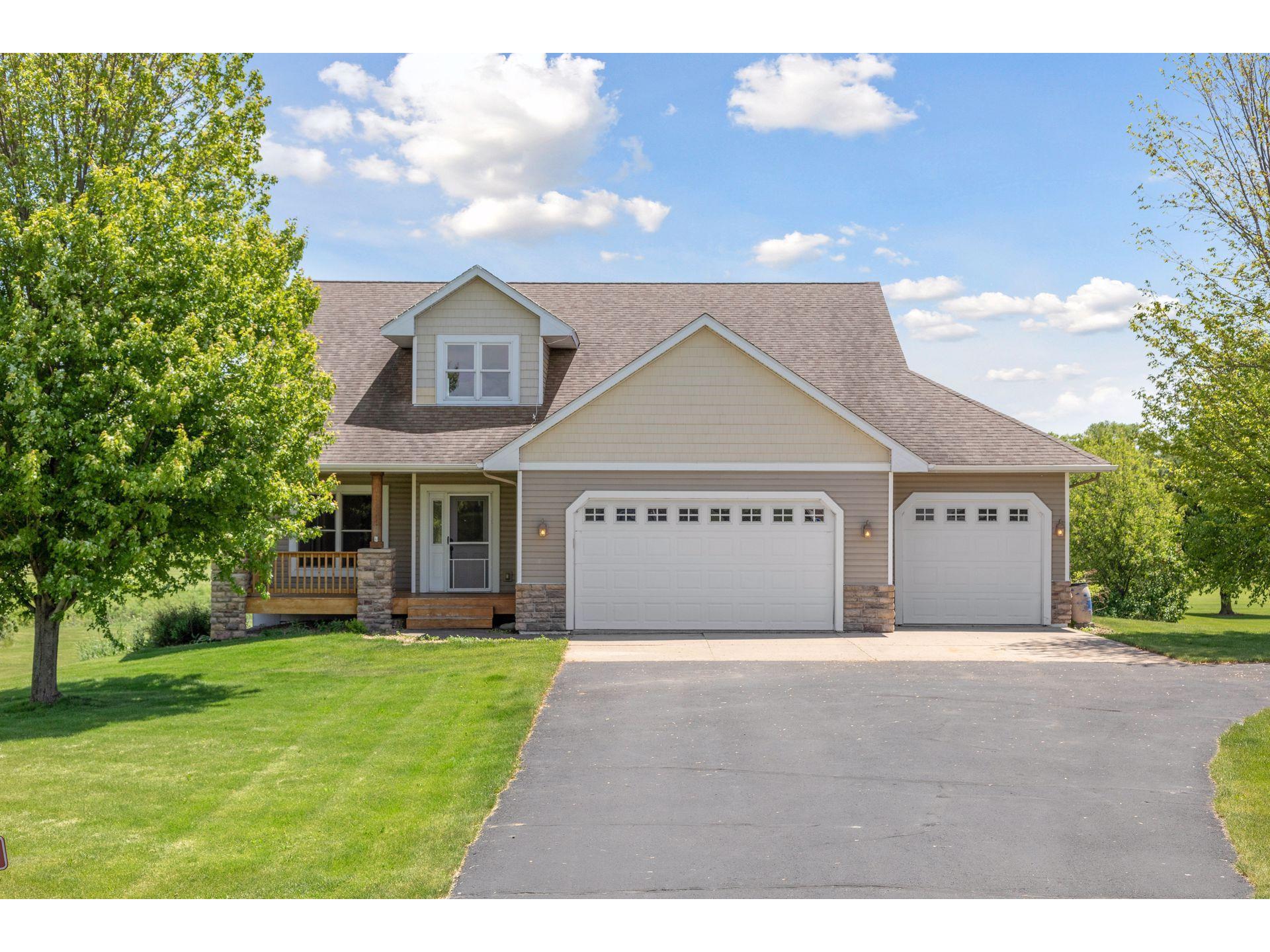 1093 174th Street, Hammond, WI 54015 MLS 5702707 Edina Realty