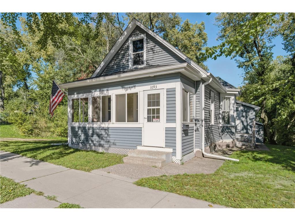 1093 4th Street E Saint Paul MN 55106 6805628 image1