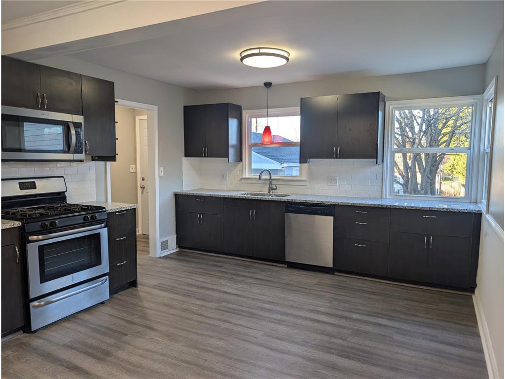 1093 Breen Street Saint Paul MN 55106 6760532 image1