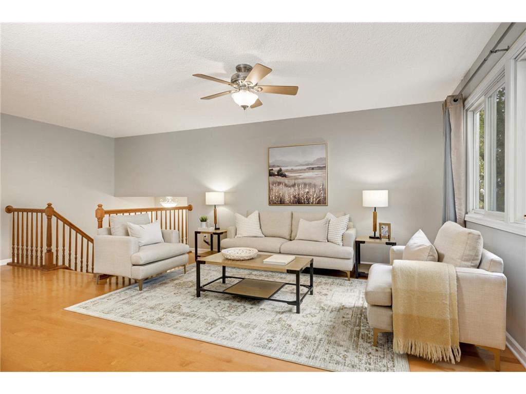 1093 Hillcrest Drive Woodbury MN 55125 6625203 image1