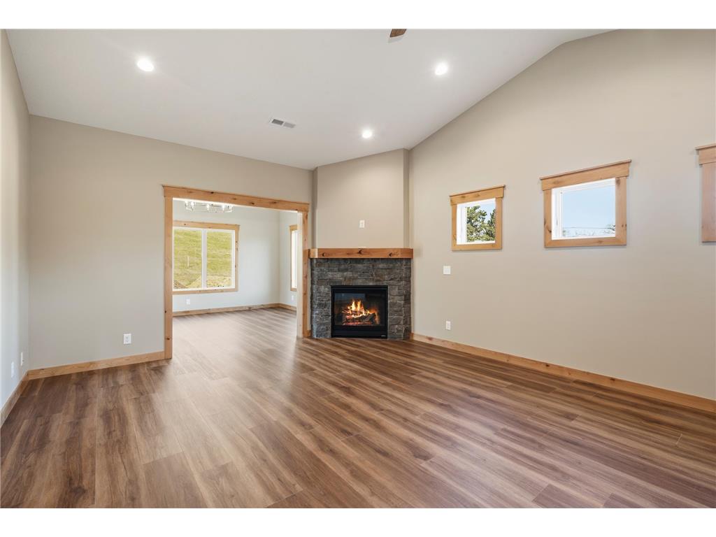 1093 Legend Lane River Falls WI 54022 6816366 image11