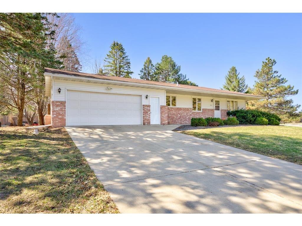 1093 Roslyn Road Faribault MN 55021 6344477 image1