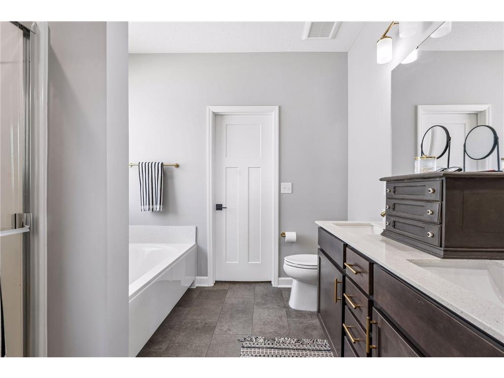 10930 Okinawa Street NE Blaine MN 55449 7081245 image17