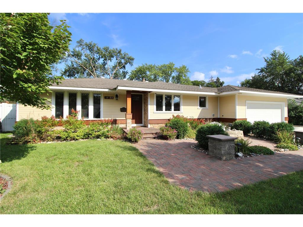 10933 Drew Avenue S Bloomington MN 55431 6780864 image1