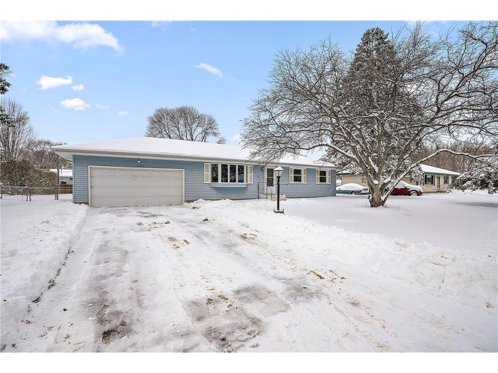 10933 Gettysburg Avenue N Champlin MN 55316 6824102 image1
