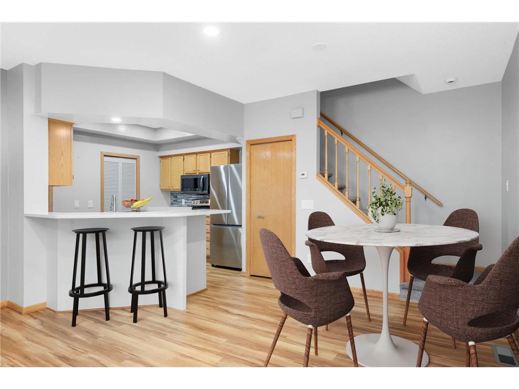 10935 Oregon Avenue S Bloomington MN 55438 7003333 image10