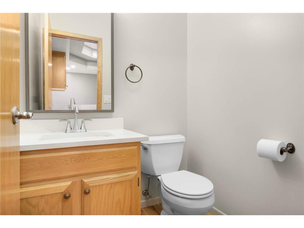 10935 Oregon Avenue S Bloomington MN 55438 7003333 image17