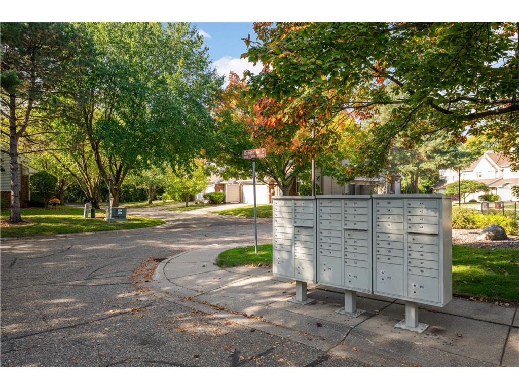 10935 Oregon Avenue S Bloomington MN 55438 7003333 image25