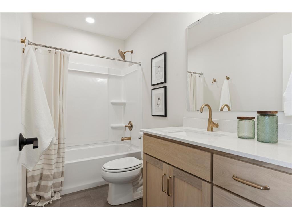 10937 37th Street N Lake Elmo MN 55042 7036726 image41