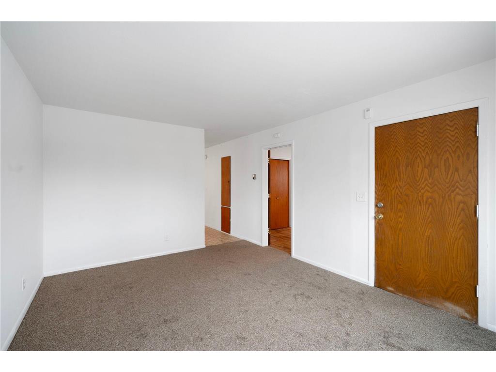 1094 25th Avenue SE Minneapolis MN 55414 7093682 image3