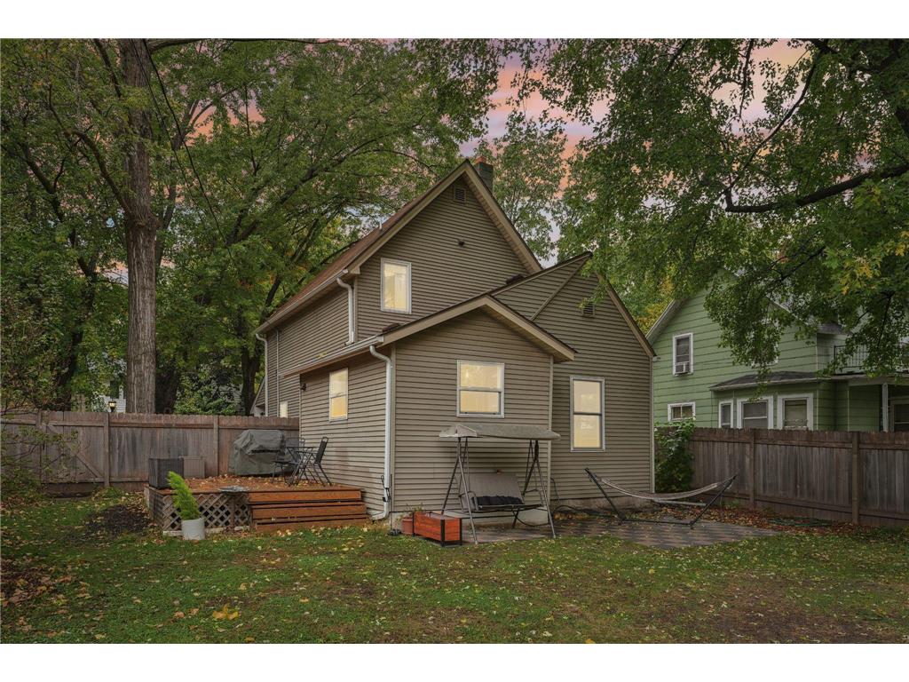 1094 Argyle Street Saint Paul MN 55103 7004559 image18