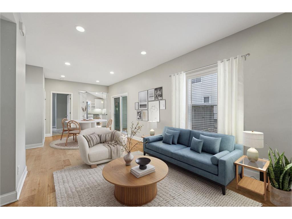 1094 Argyle Street Saint Paul MN 55103 7004559 image2