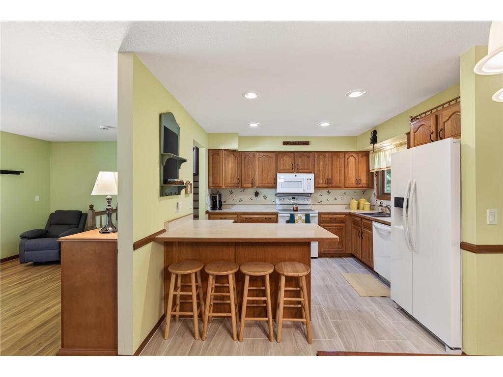 1094 Lowell Drive Apple Valley MN 55124 7092875 image15