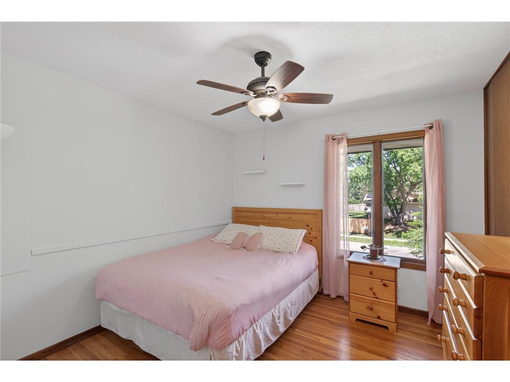 1094 Lowell Drive Apple Valley MN 55124 7092875 image21